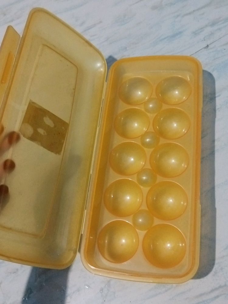 egg tray