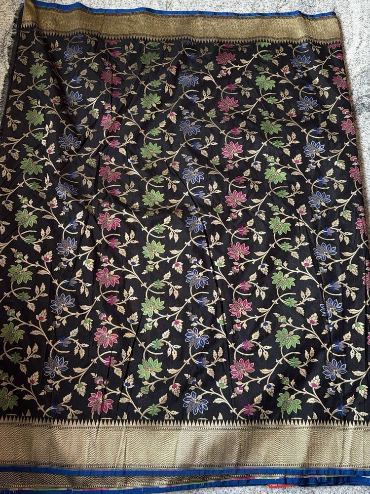 Banarus saree with attached blouse