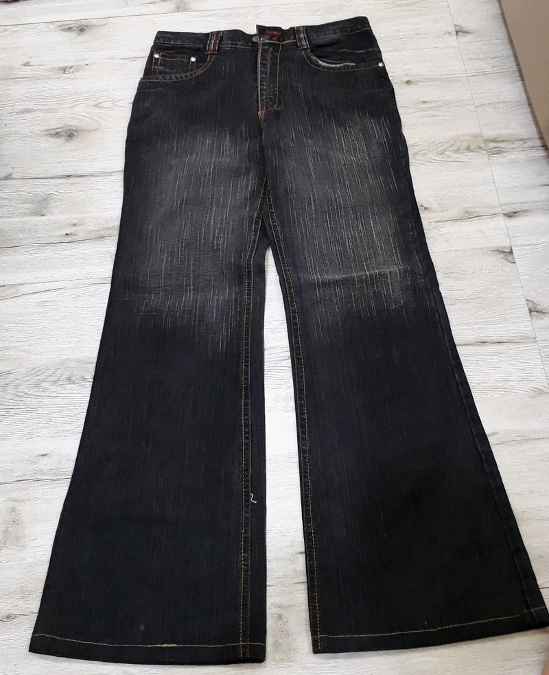 Feather Bootcut Jeans Size 32 Sa021