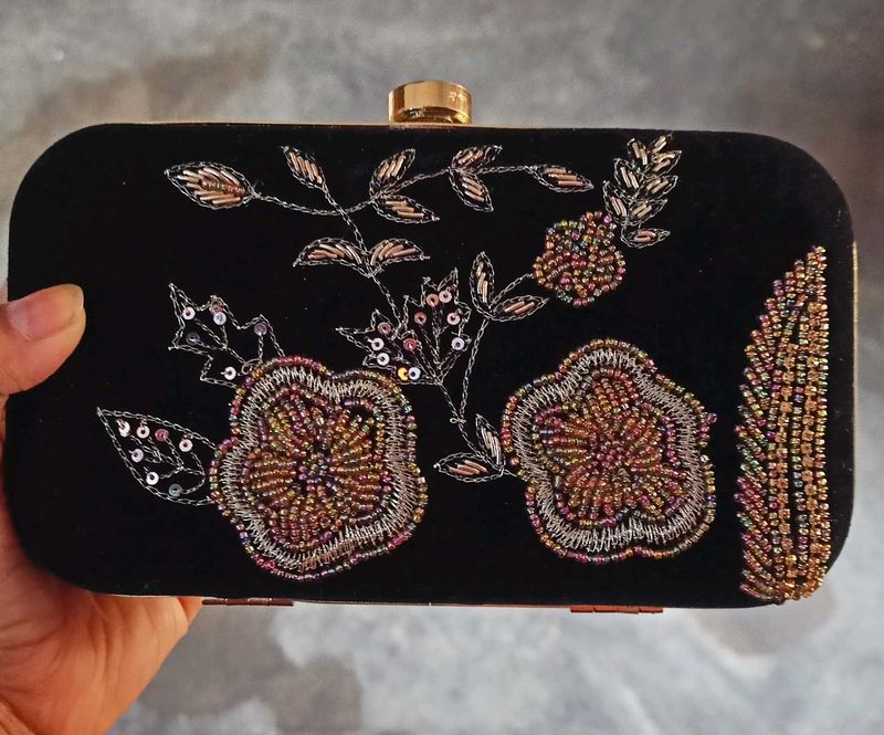 Clutch With Chain