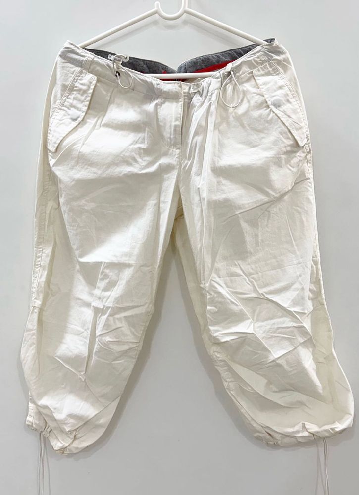 PUMA White Shorts/ Capri Pants