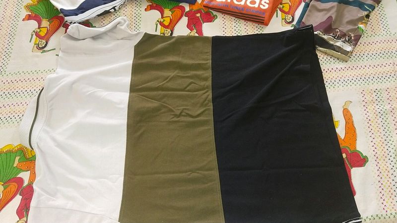 Combo 2 T-shirt (Black,White,Green Colour)&amp; Blue C