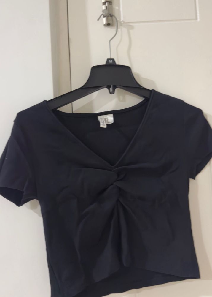 Black Chic Navy Twist Front V-Neck Top