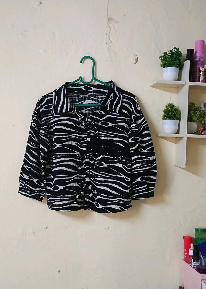 Stylish Zebra Print Button-Up Shirt