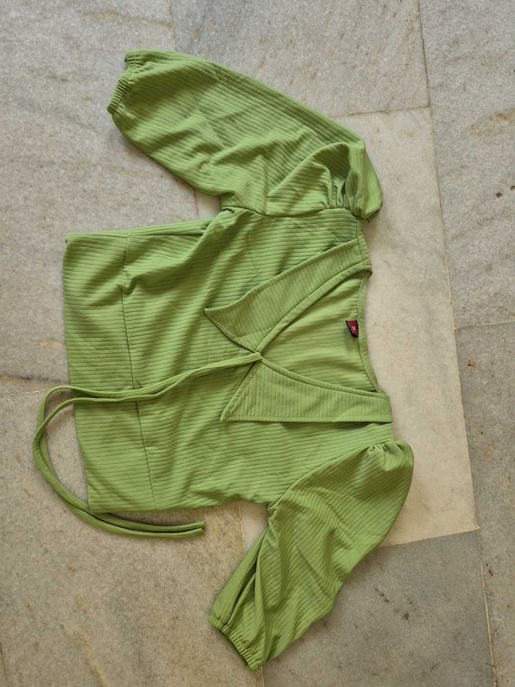 Ribbed Green Puff Sleeve Top