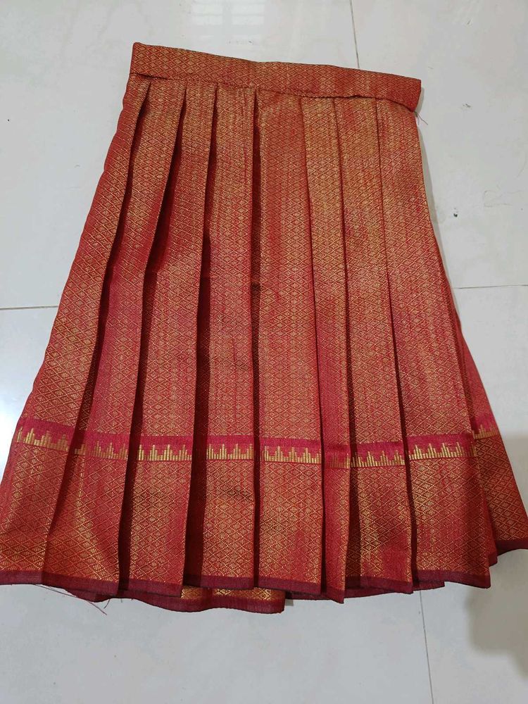Red &amp; Gold Brocade Ethnic Skirt