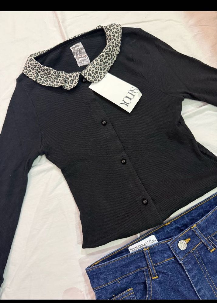 Black Ribbed Button-Up Top with Collar