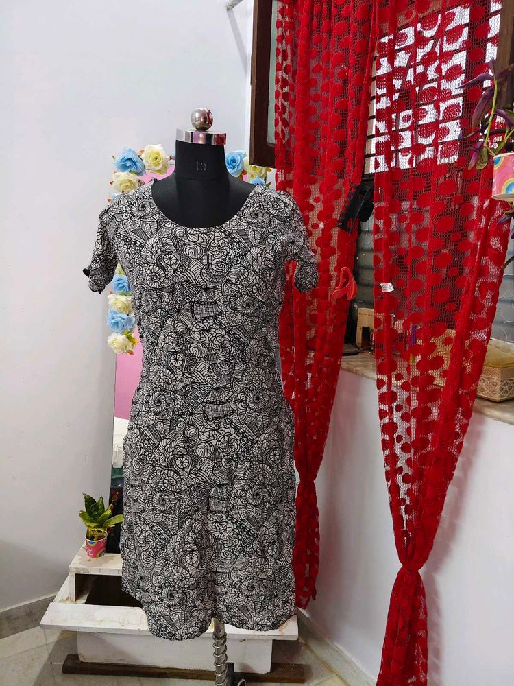 Black &amp; White Printed Dress