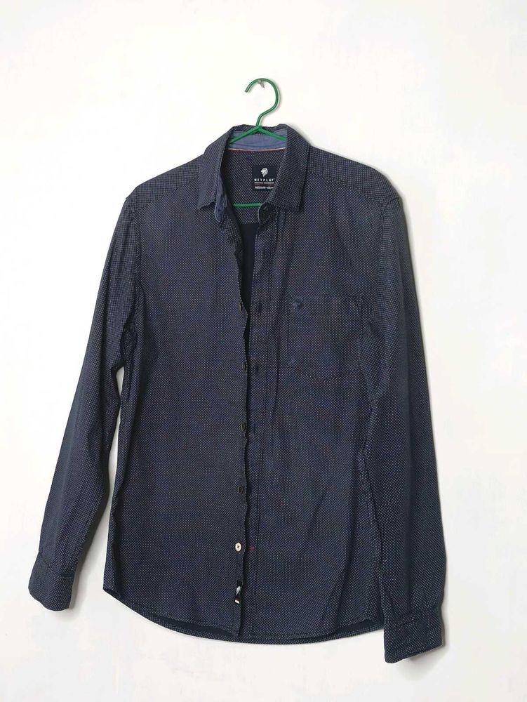 Men's shirt