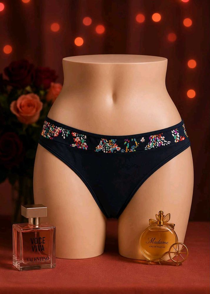 🇳🇿💫🎀Floral print black penty
