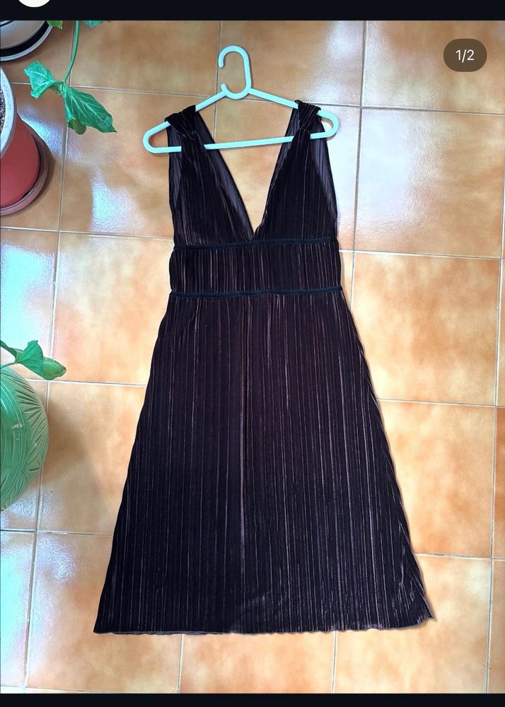 Suede V-Neck Pleated Midi Dress