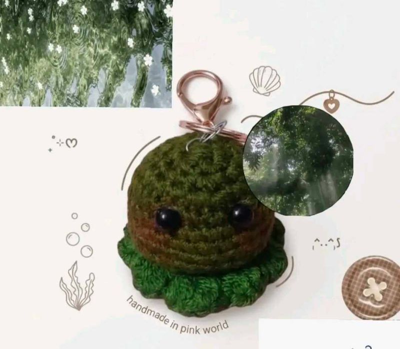 Cute Crochet Octopus Keychain
