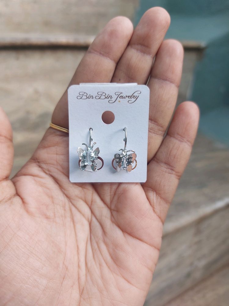 Butterfly stone Earring.