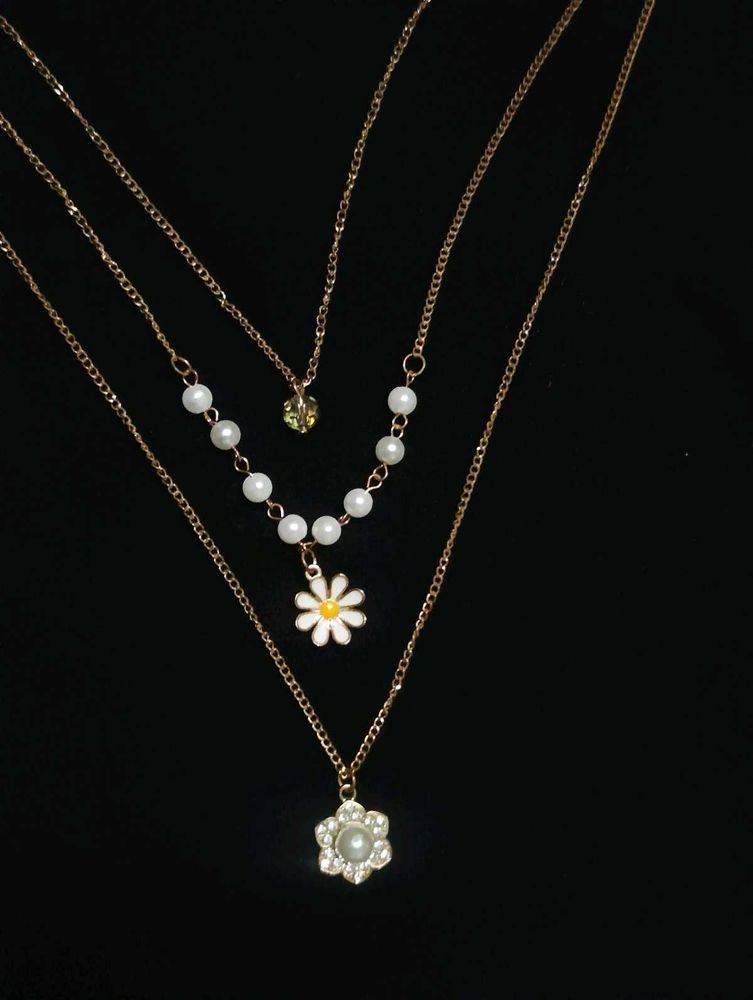 Layered Daisy &amp; Pearl Necklace