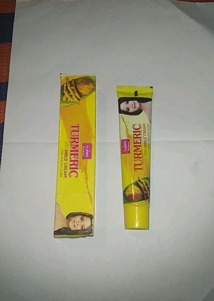 Women Turmeric Natural Fairness Skin Cream