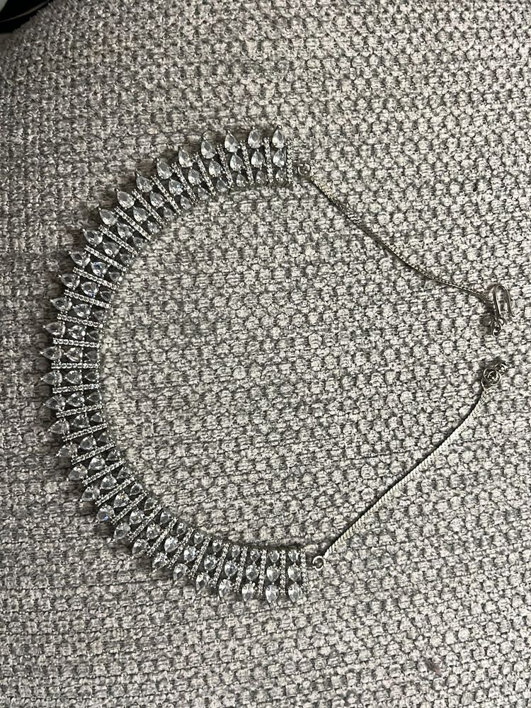 stone  Necklace with earrings