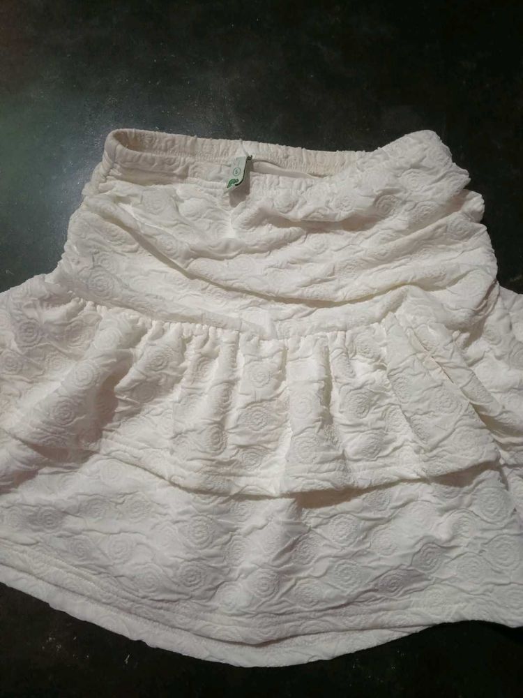 Chic White Textured Mini Skirt