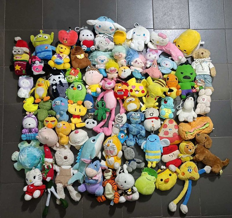 Collectible Plush Toys Bundle 4