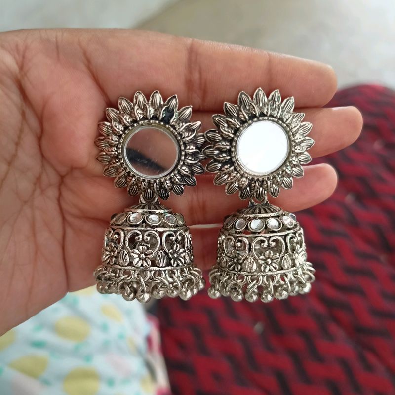 Oxidised Mirror Earing