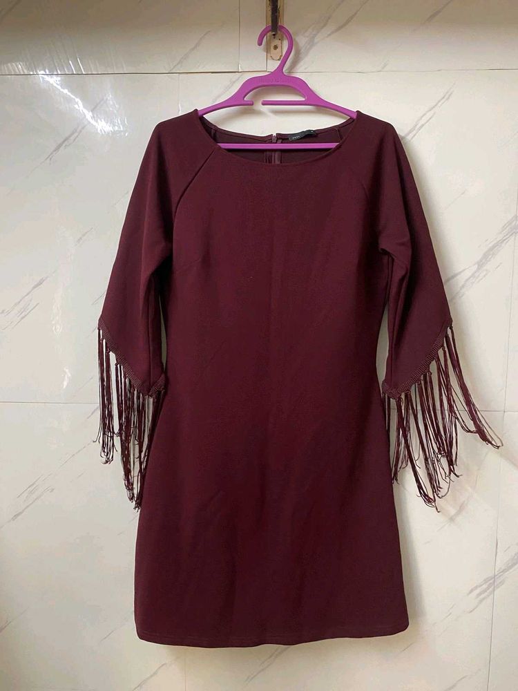 Chic Maroon Fringe Sleeve Dress – Size XL