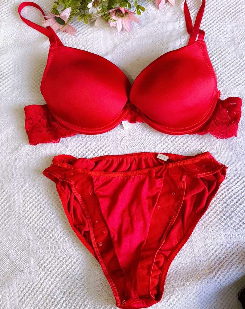 Red Lingerie Set