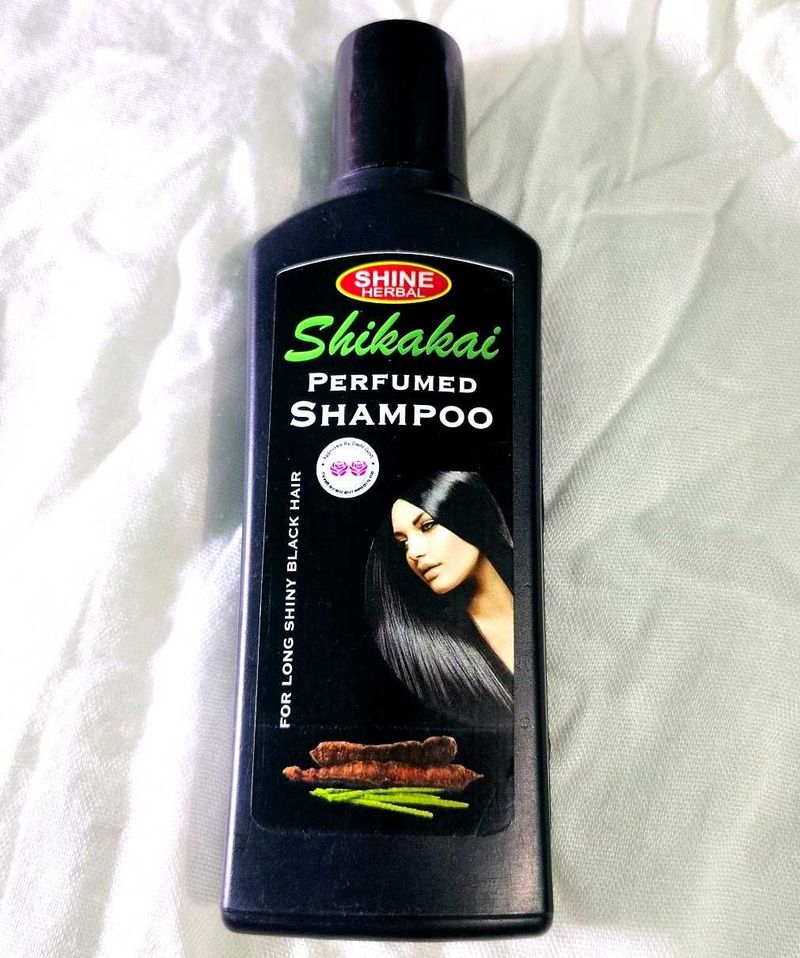 Shikakai Perfumed Shampoo