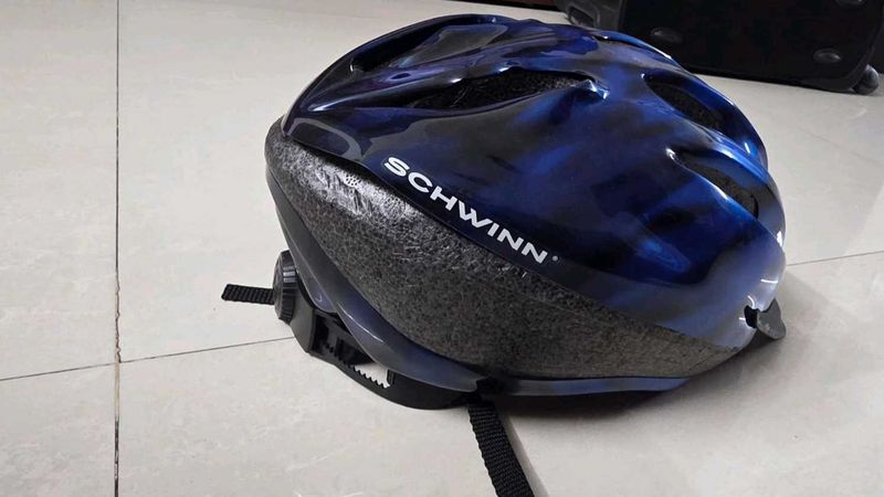 Schwinn Cycling Helmet
