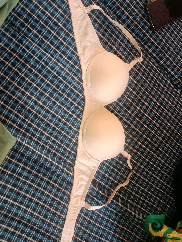 Unused New Bra Havelly Padded