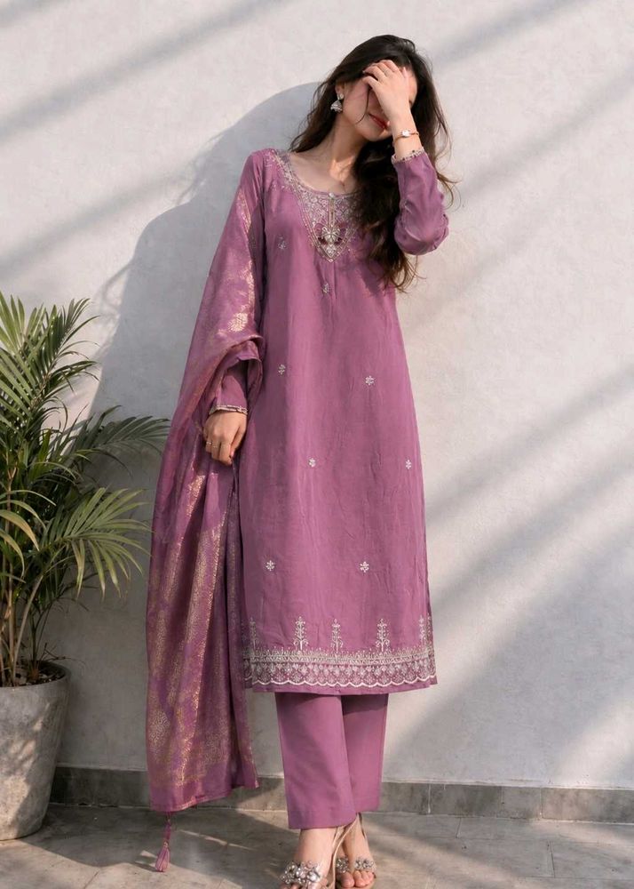 Elegant Kurta Set🌺🤍