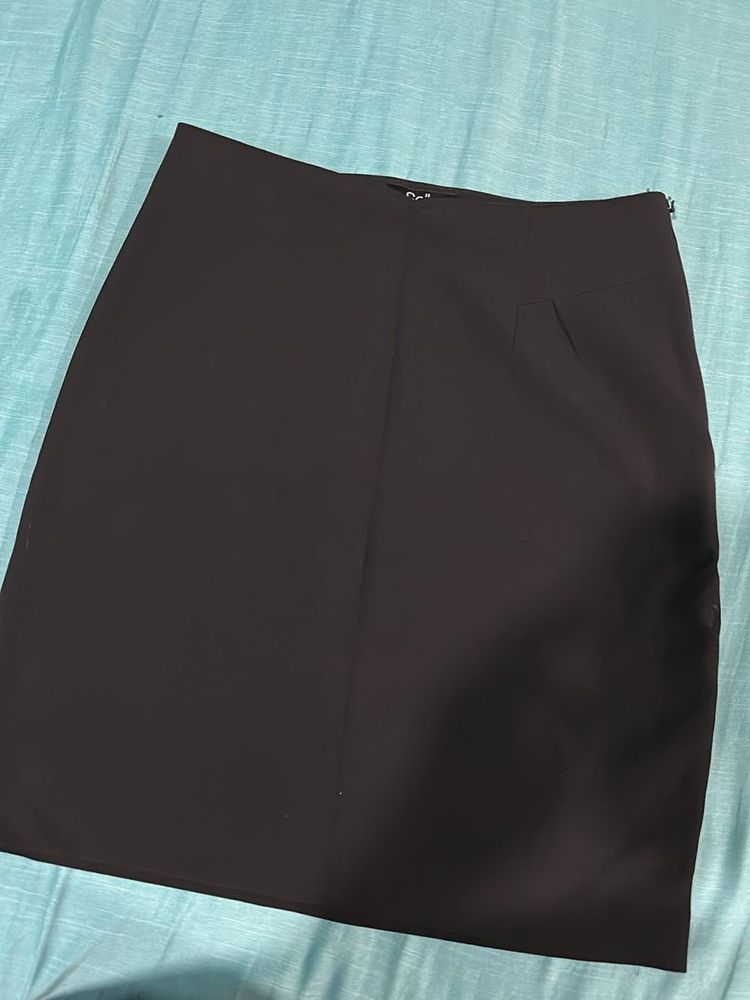 Classic Black Pencil Skirt