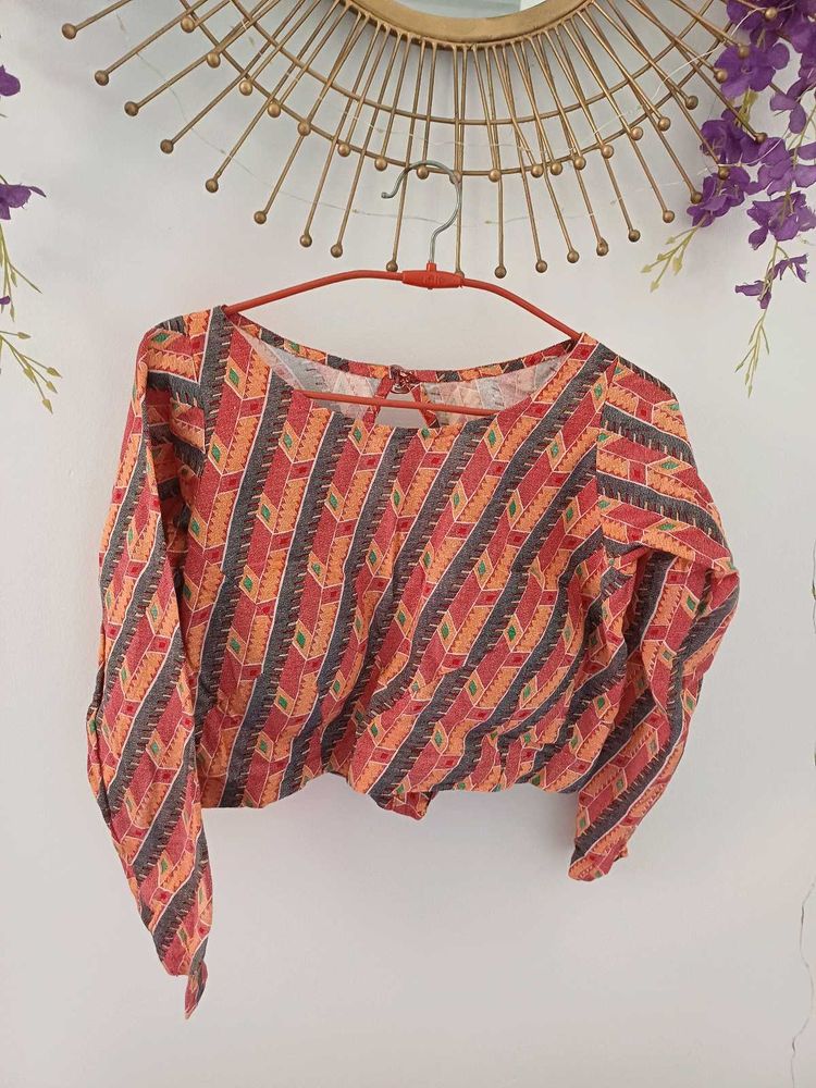 Patterned Blouse with Long Sleeves
