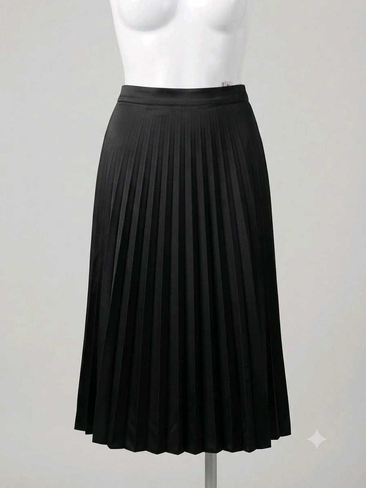 Elegant Black Pleated Midi Skirt