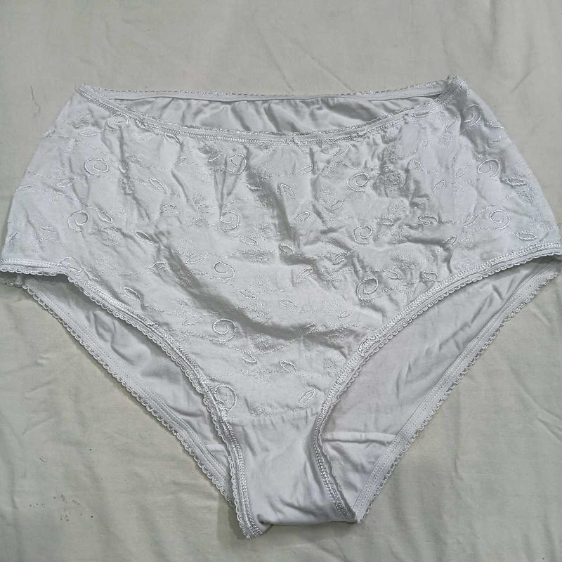 Comfortable❤️‍🔥 White Briefs