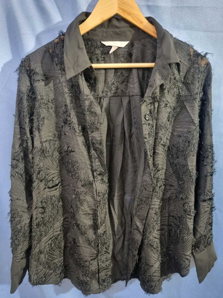 H&amp;M Unique Black Button-Down Shirt