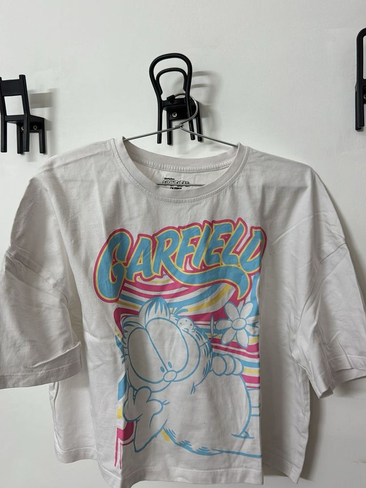 Garfield Graphic T-Shirt