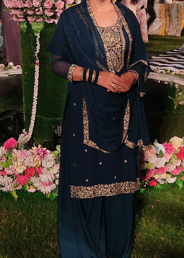 Kurta Plazo Set (Women)