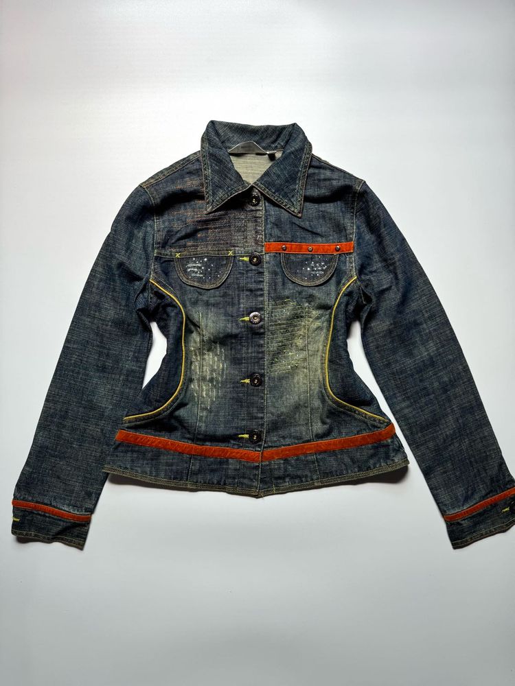 Vintage fitted denim jacket