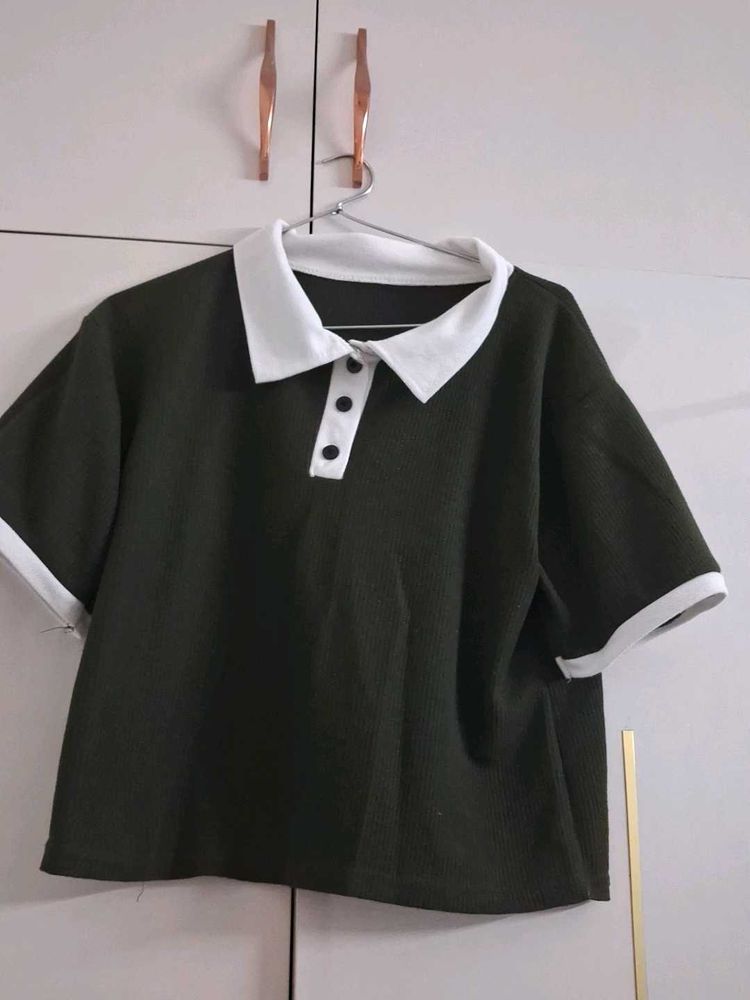 Dark Green Collared Crop Top