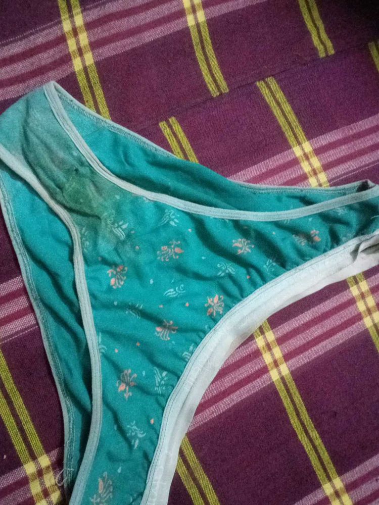 Womens Green Printed