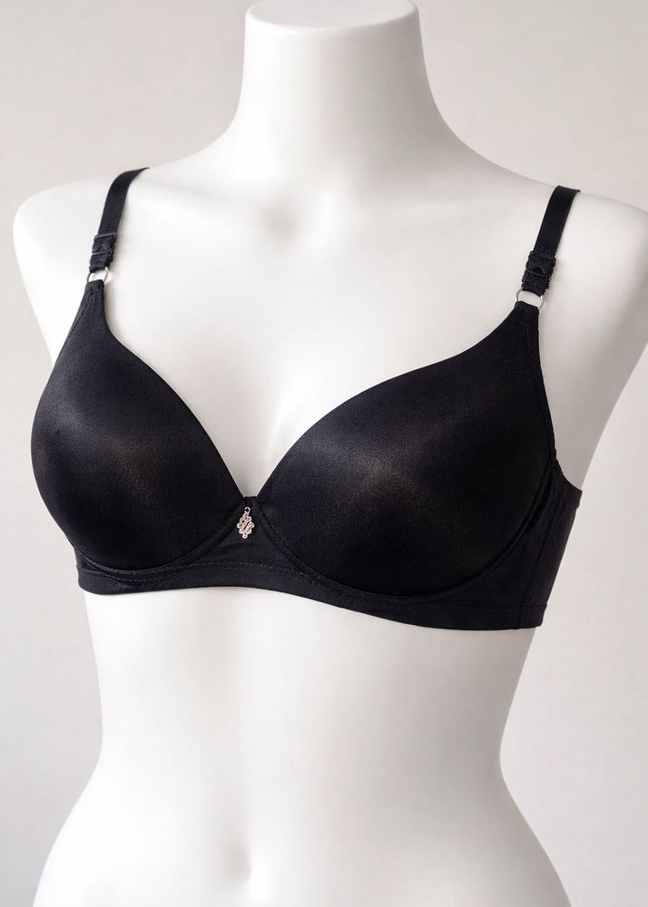 Black Push-up Bra, never used, 32B