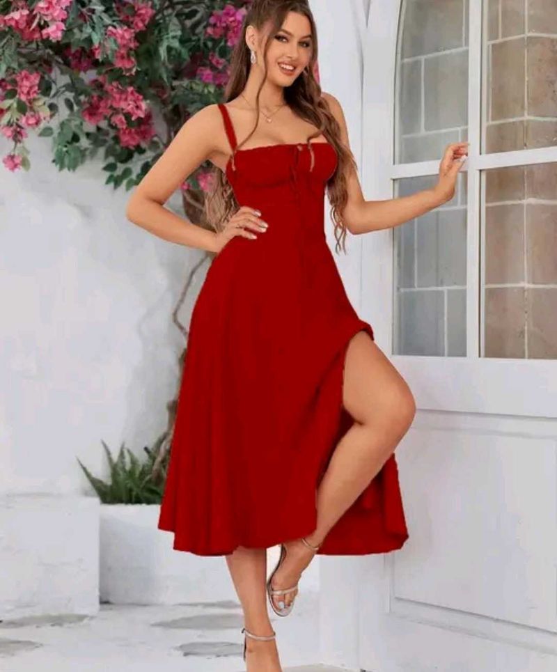 Chic Red Midi Dress with Slit