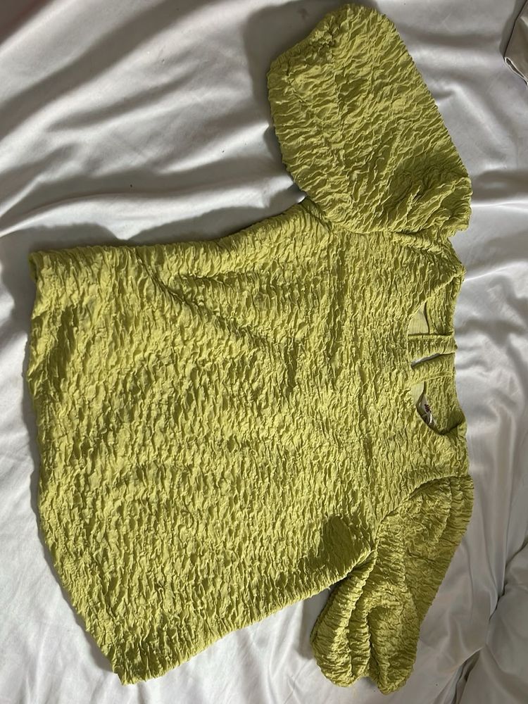 Textured Puff Sleeve Top