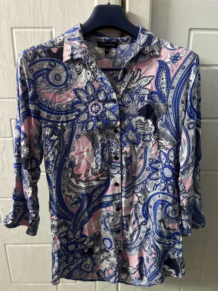 Stylish Paisley Print Button-Up Blouse