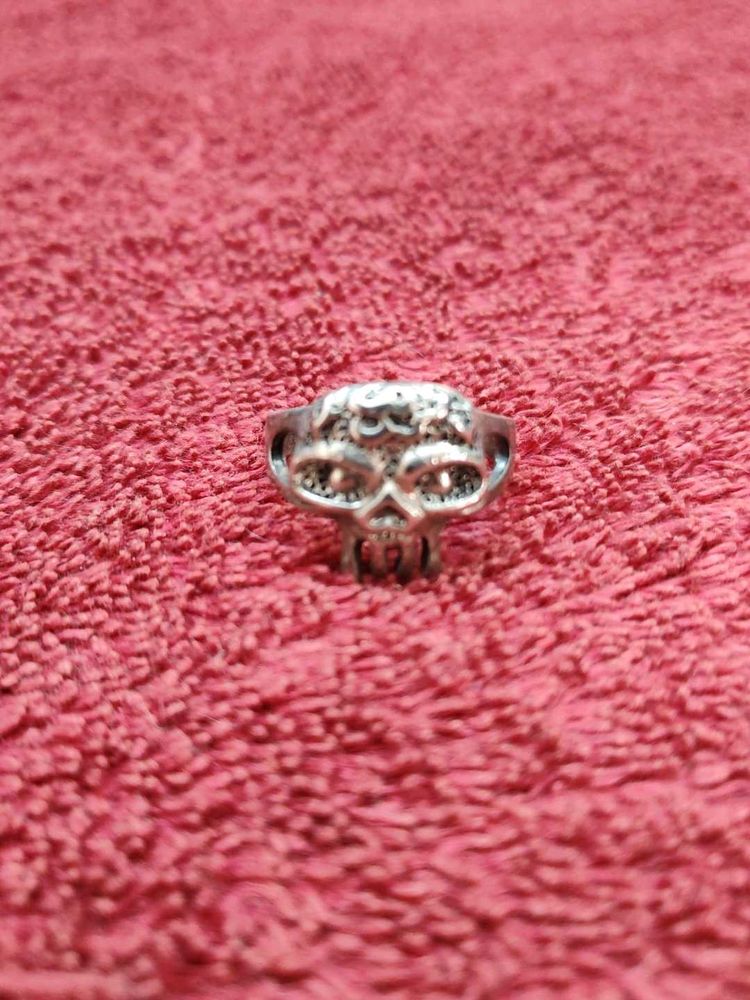 Skull Ring