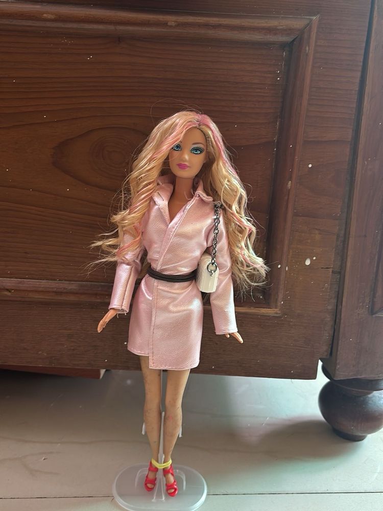 Barbie Doll with Fashionable Outfit