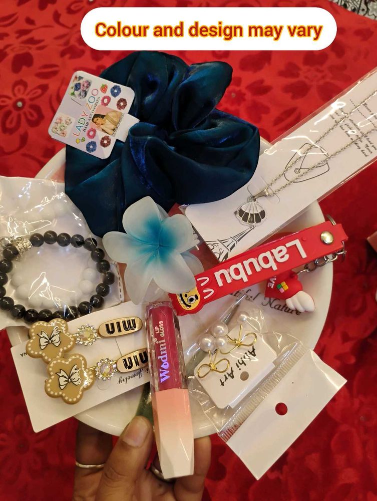 Gift hampers 🎀🫰