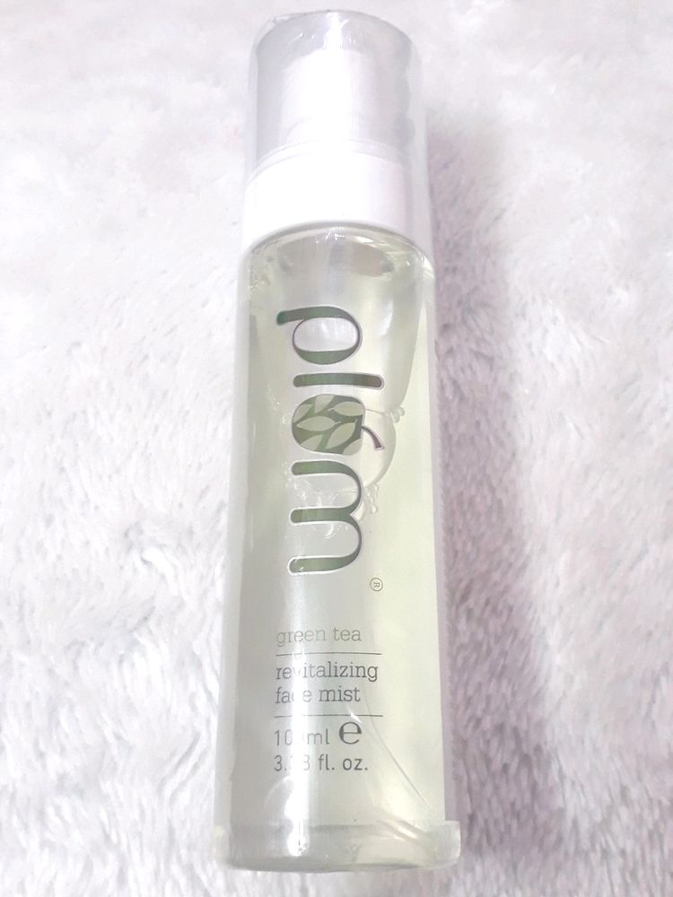 Plum Green Tea Revitalizing Face Mist