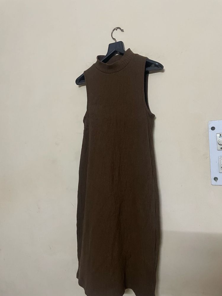 Sleeveless Mock Neck Ribbed Dress