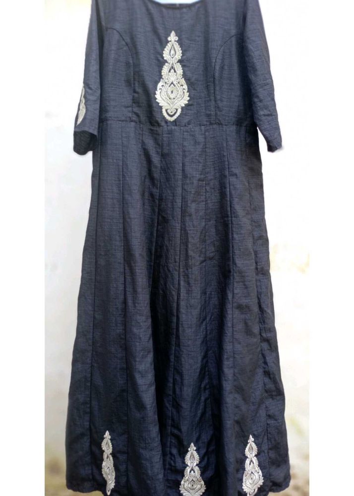 Elegant Embroidered Black Anarkali Kurti