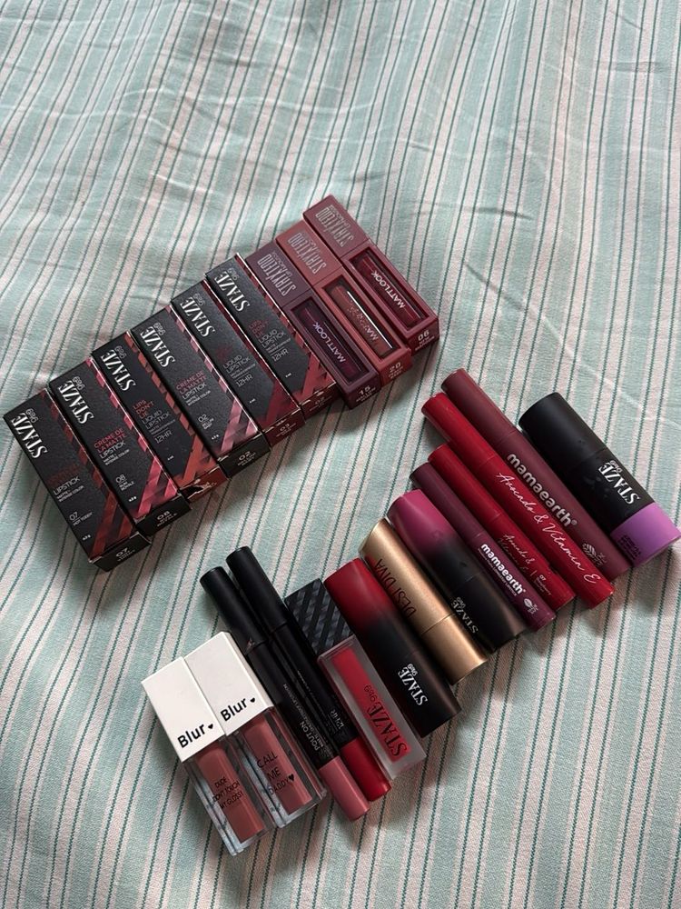 Assorted Lipsticks &amp; Liners Bundle